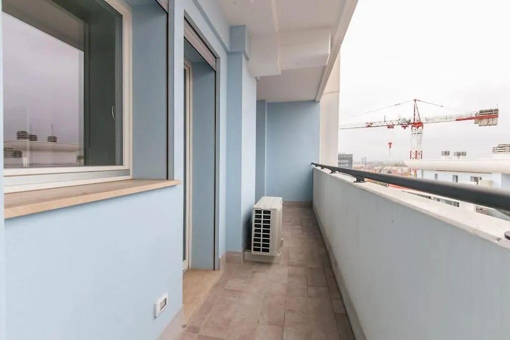 12Th Floor Diamond Tower - 72 Apartment Milan