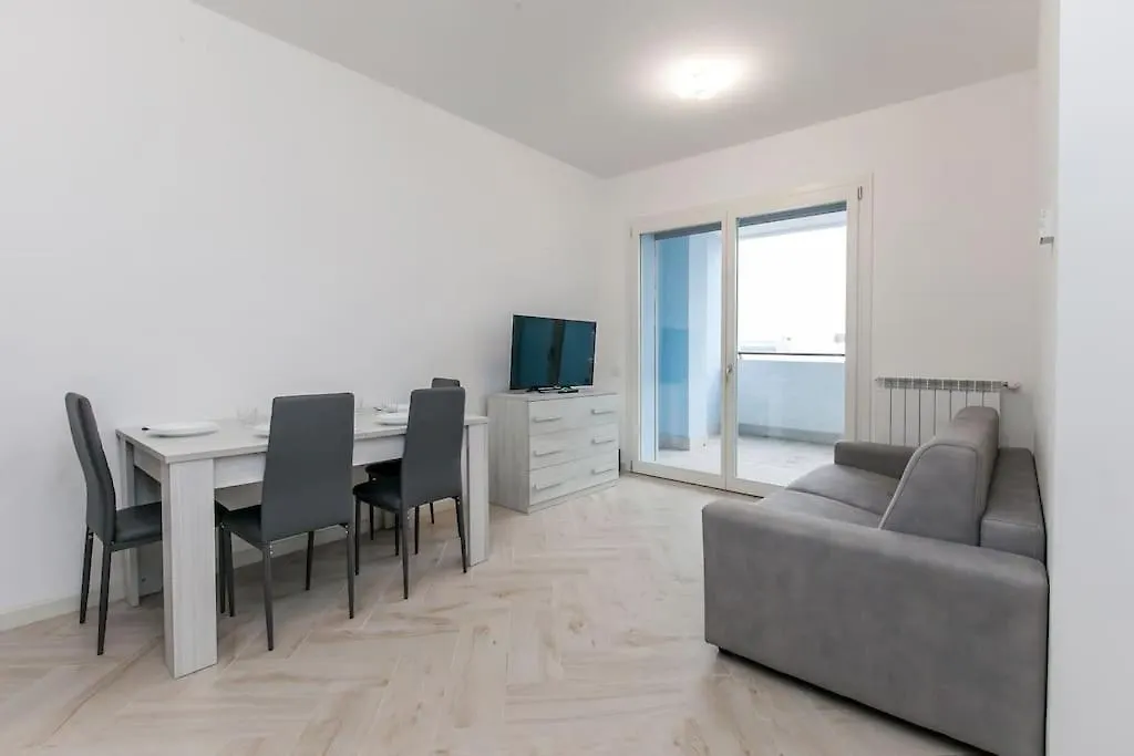 12Th Floor Diamond Tower - 72 Apartment Milan Italy
